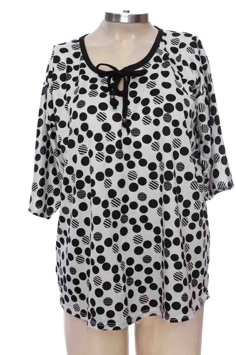 Blusa color Blanco - Closeando