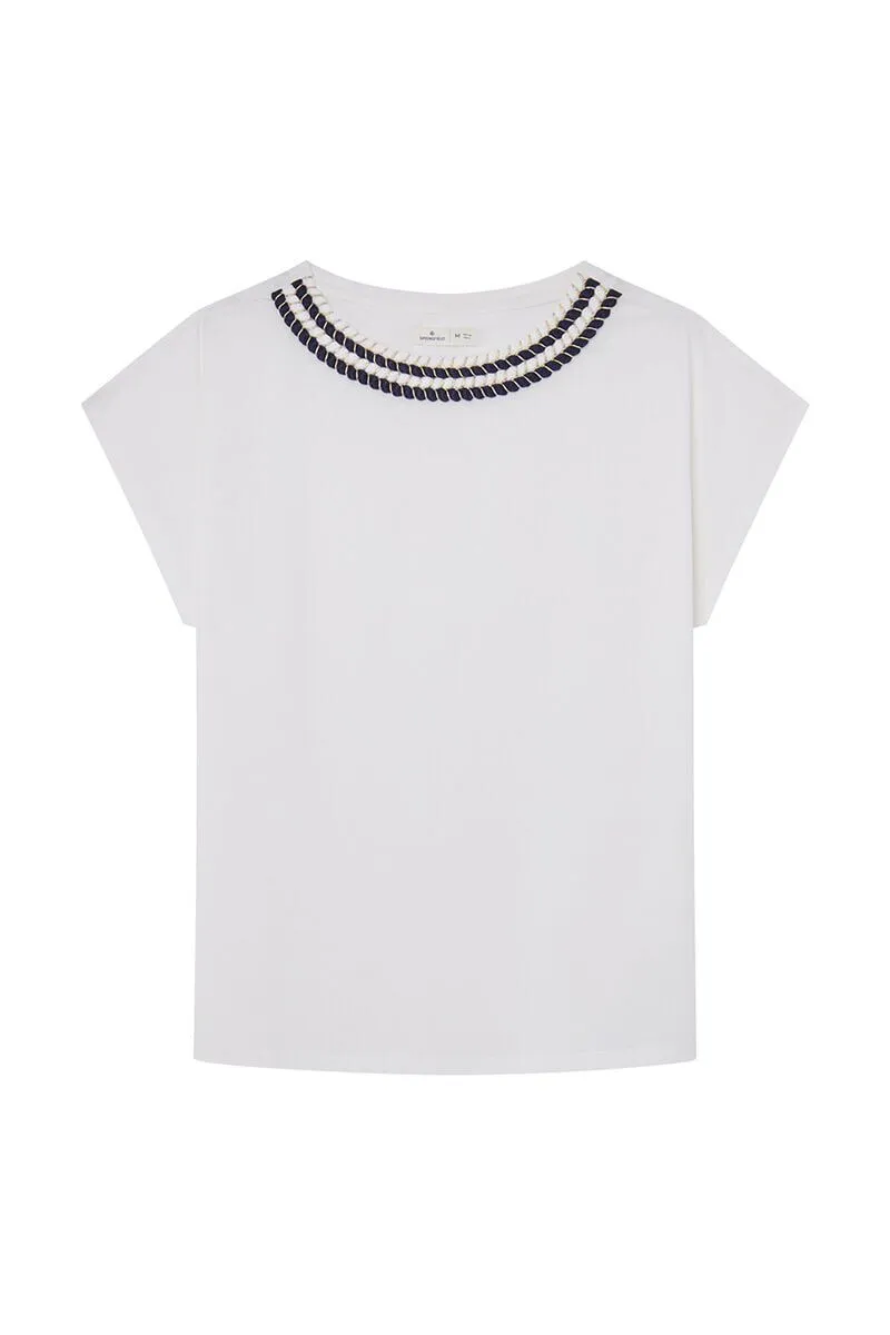 Camiseta Cuello Trenzas