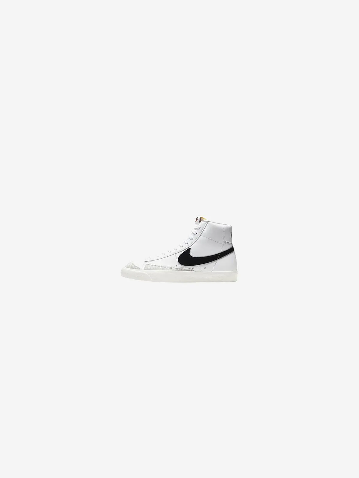 Nike Blazer - Blackk and White