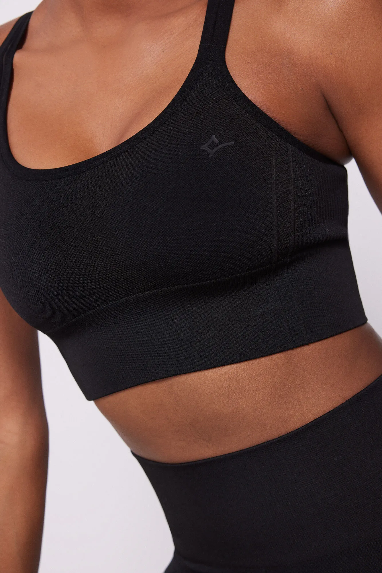 Sujetador deportivo negro Seamless Comfort