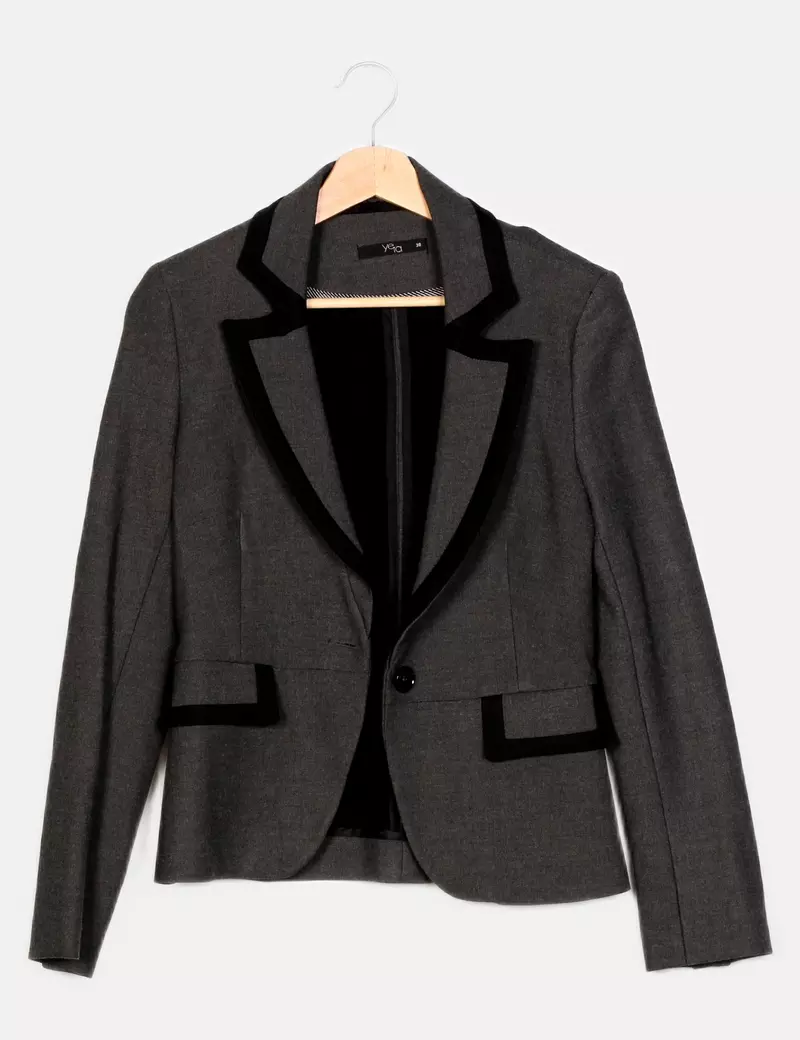 Yera Blazer